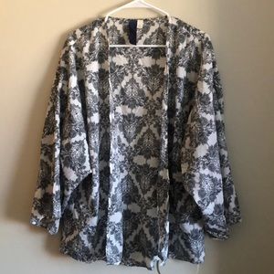 Black and white kimono